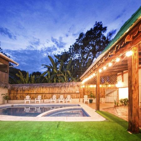 Hotel Liah'S Tortuguero Exteriör bild