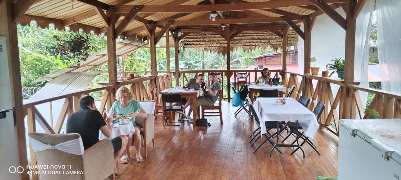 Hotel Liah'S Tortuguero Exteriör bild